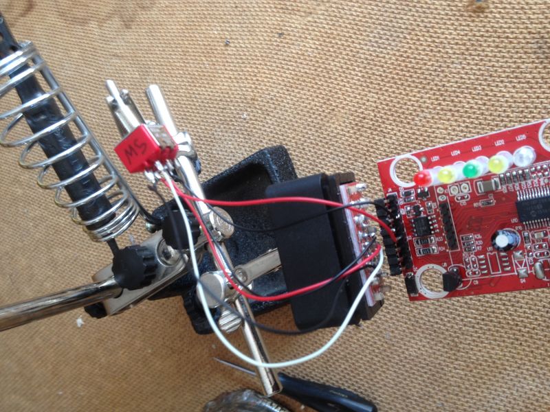 адаптер и переключатель на паяльном штативе